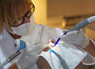 3 Common Signs that you Might Need Root Canal Treatment