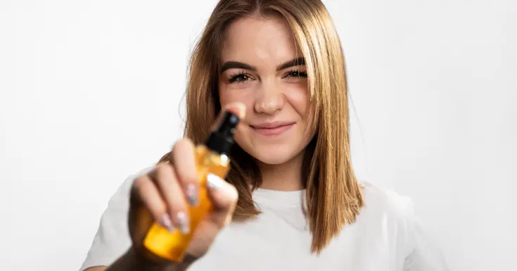 die besten natürlichen Gesichtsöle mit Jojobaöl