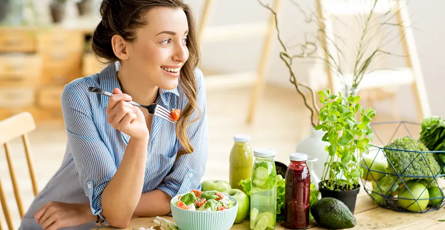 15 Powerful Foods to Naturally Cleanse and Detox Your Body