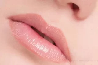 Lip Burning Sensation – Symptoms, Causes, Treatments
