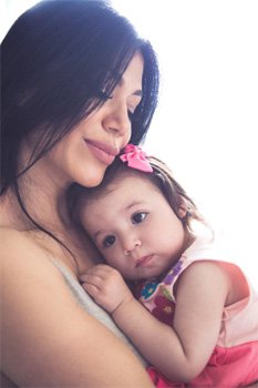 rosa mendes with her baby