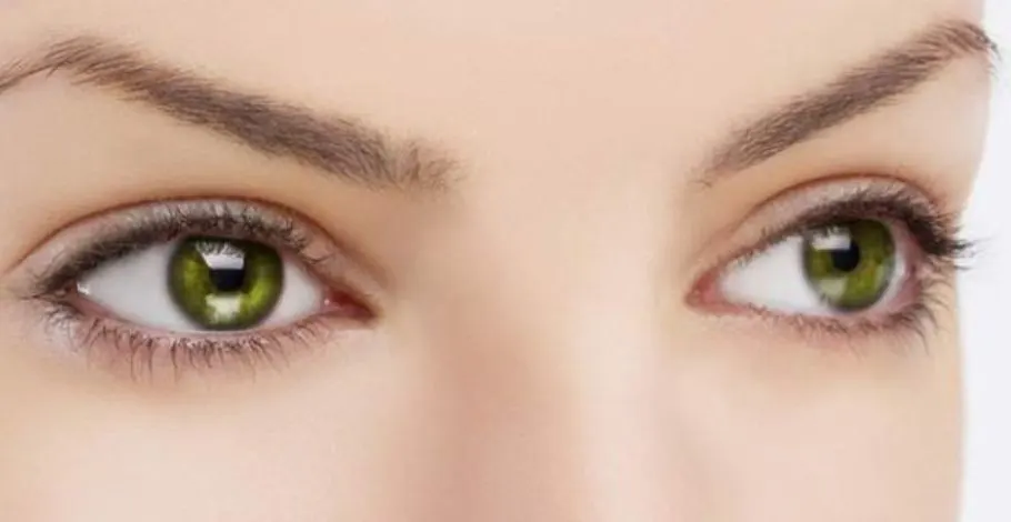 Taking Care of Your Eyelashes Naturally – Effective 6 Tips!