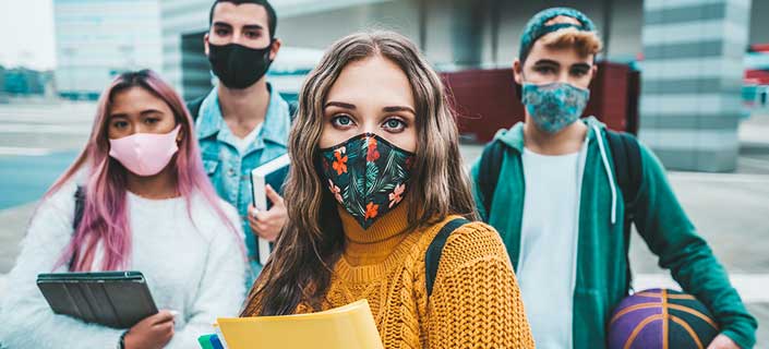 Teenagers’ Negative and Positive Responses to the Pandemic