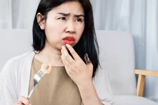 Tingling Lips: Symptoms, Causes and Treatments