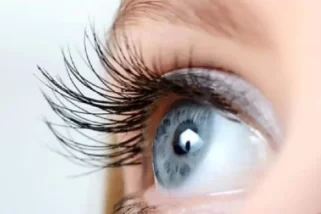What Causes White Eyelashes? – Do You Know How To Avoid It?