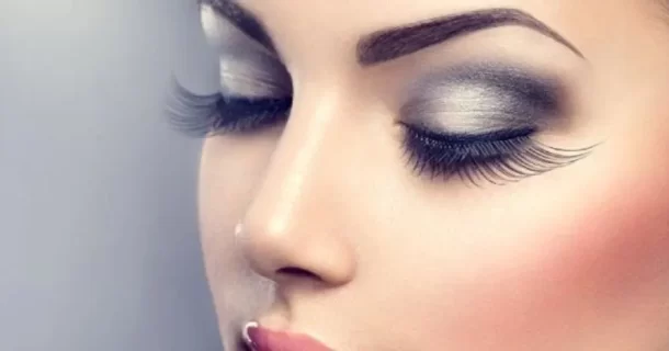 Fake Eyelashes – Everything A Woman Must Know About
