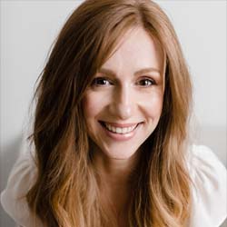 leah-grey